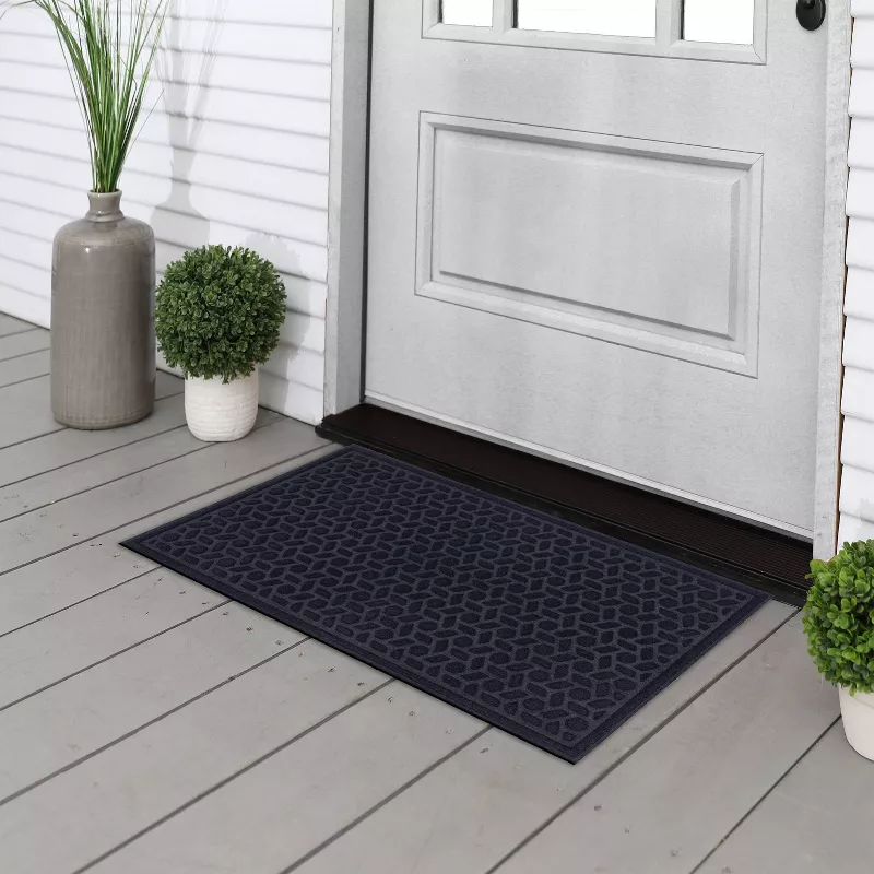 1'6"x2'6" Solid Tufted Doormat Navy - Mohawk - Image 3